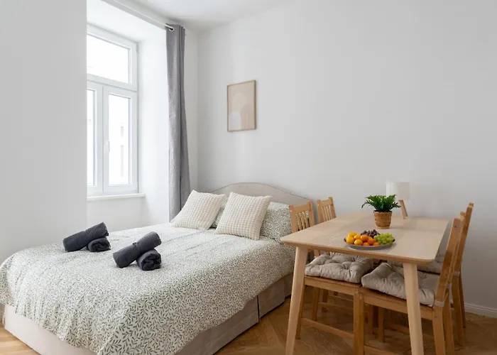דירה Premium With Balcony