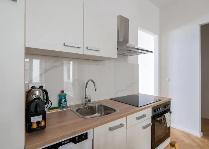 Premium With Balcony דירה