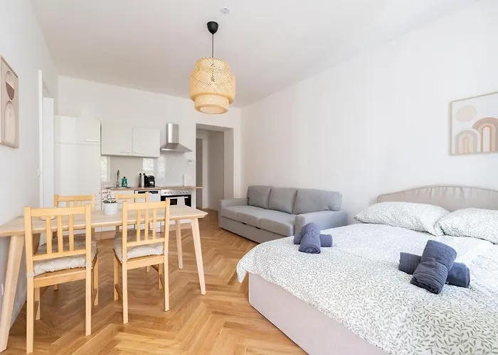 Premium With Balcony דירה וינה